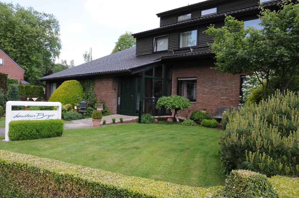 Landhaus Berger Guest House Feldhausen Екстериор снимка